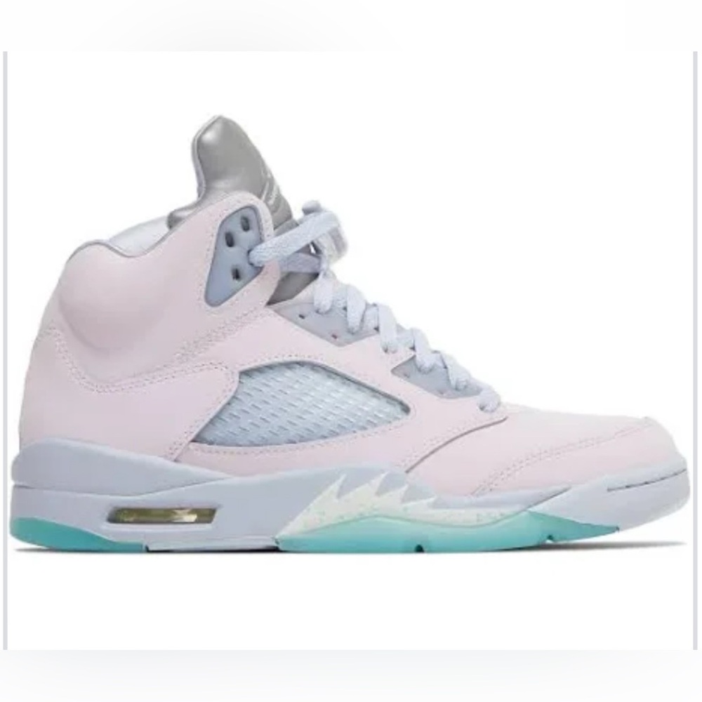 Jordan 5 Retro Easter. Excellent condition.